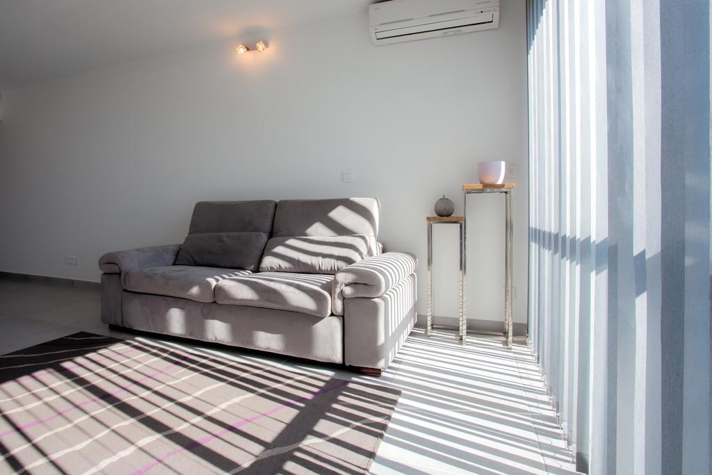 Studio Marine Du Soleil Patrimonio Ngoại thất bức ảnh