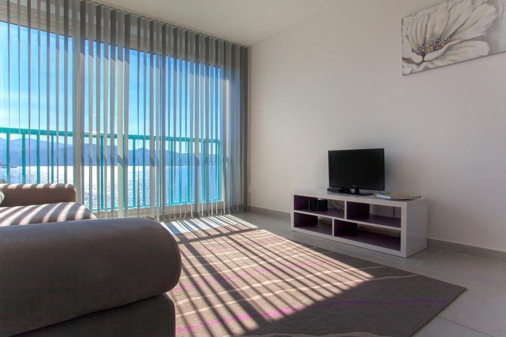 Studio Marine Du Soleil Patrimonio Ngoại thất bức ảnh